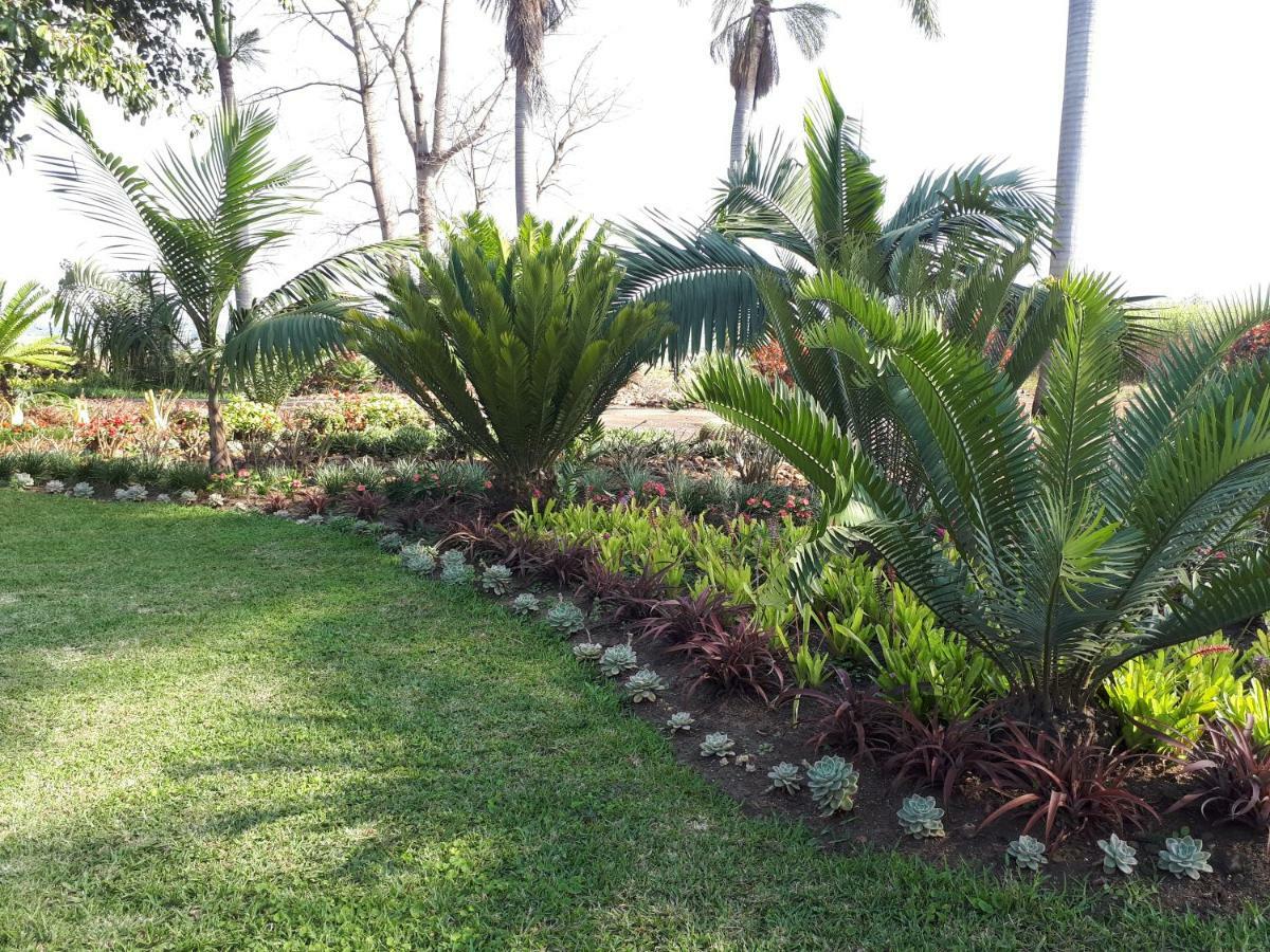 Rosegarden Guesthouse Pongola Exterior photo